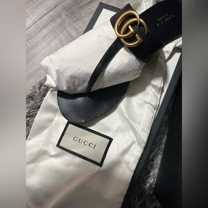 Gucci sandals size 38